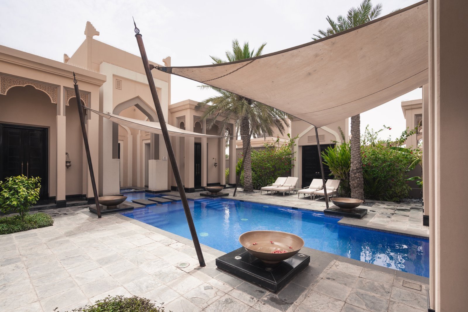 Al Areen Palace & Spa