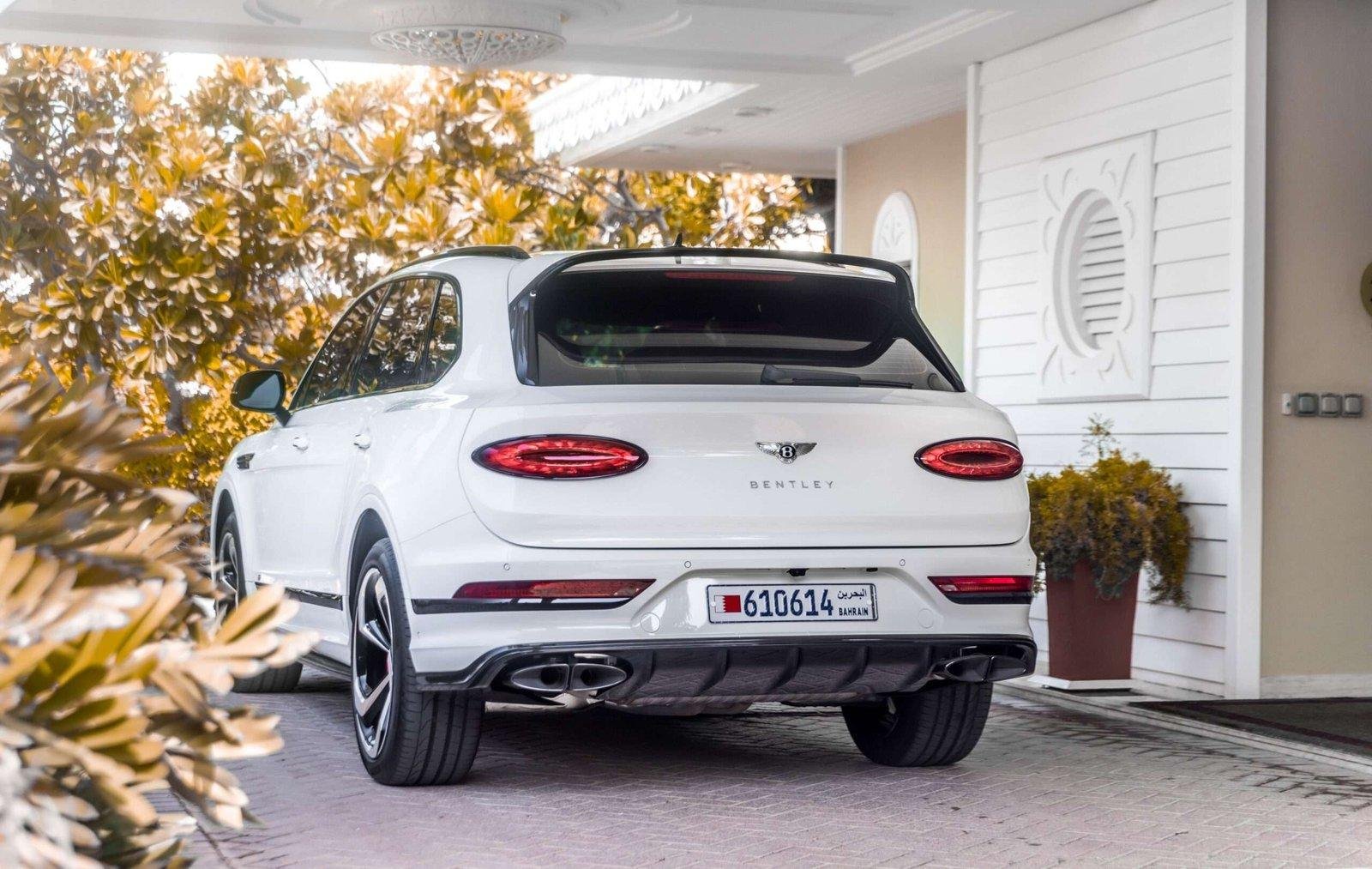 Bentley — Rear three-quarter